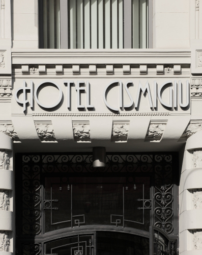 https://staging.hotelcismigiu.ro/wp-content/uploads/2023/11/travel_img2.jpg