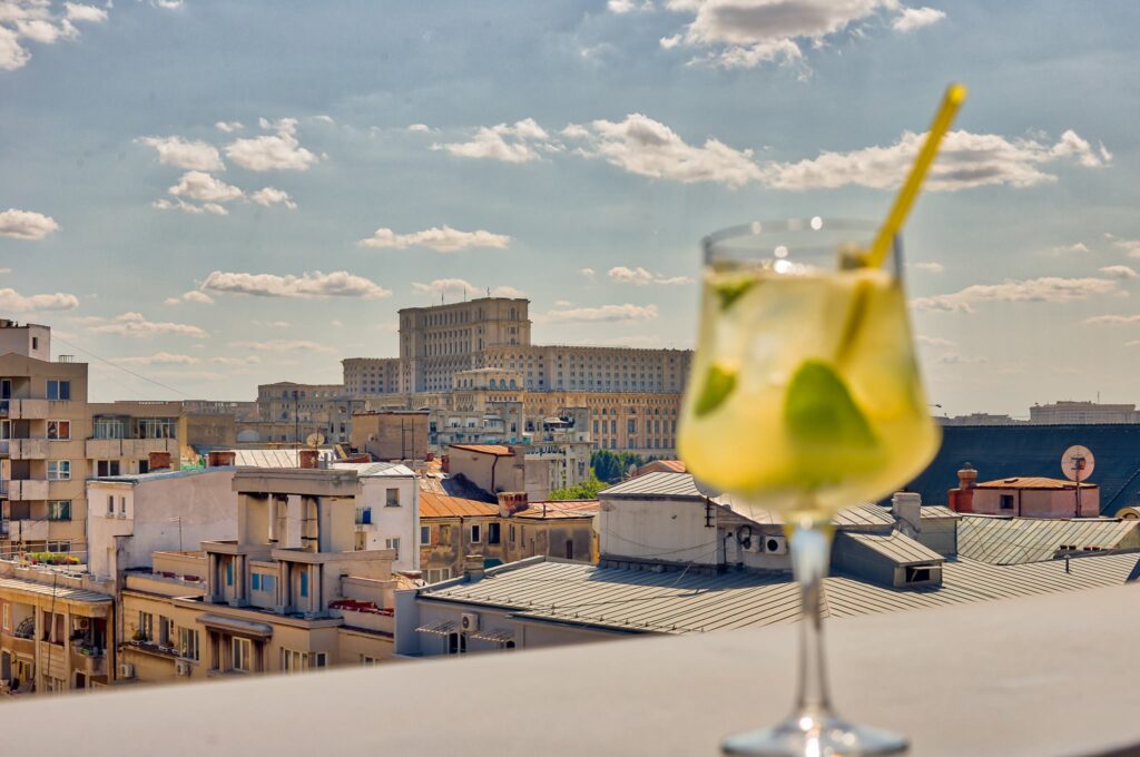 hoteluri București