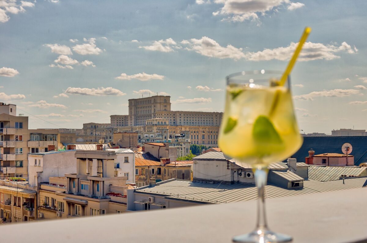 hoteluri București