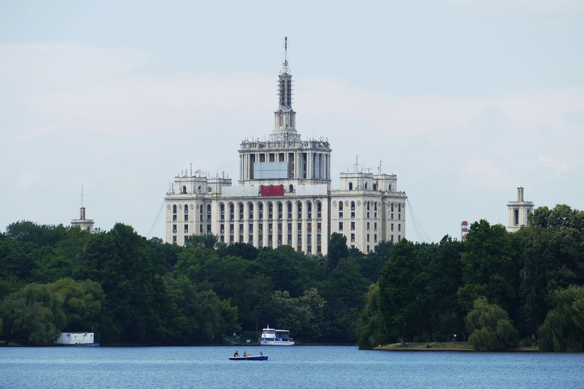 things to see in bucharest
