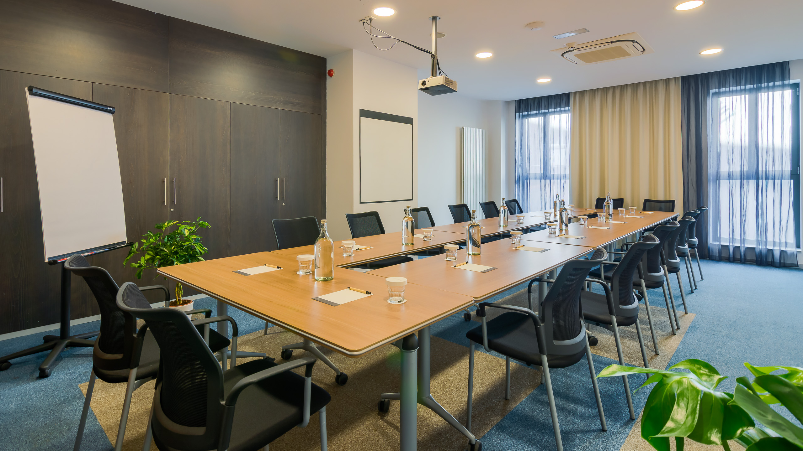 zarafi conference room